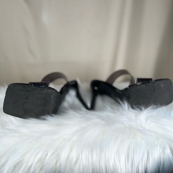 Steve Madden Black Strappy Heels - Picture 2 of 12